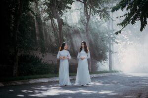 友達から恋人に発展させる方法は何ですか？