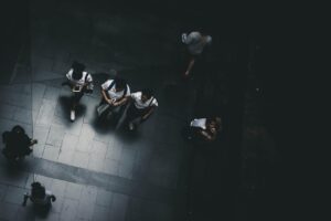 20代男子が友達止まりの恋愛を打破する方法は？