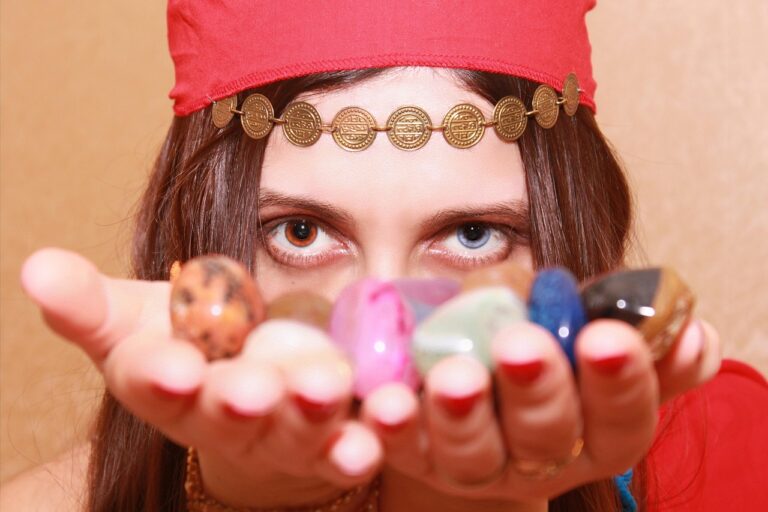 共感心理術の原因は何？あなたの悩みを解決するヒントがここに！